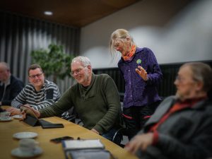 Gemeentebelangen Aa en Hunze laat inwoners kennismaken met lokale politiek